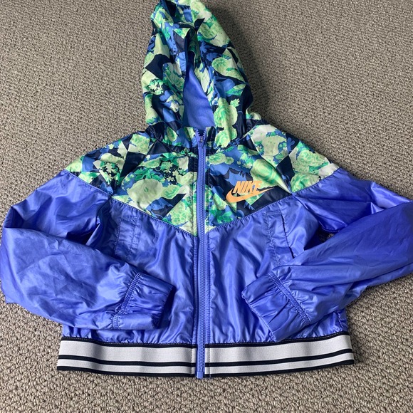 Nike Kids jacket & Shorts Set Size‎ Small Blue Floral Windrunner 2-Peice NWT - Picture 2 of 8